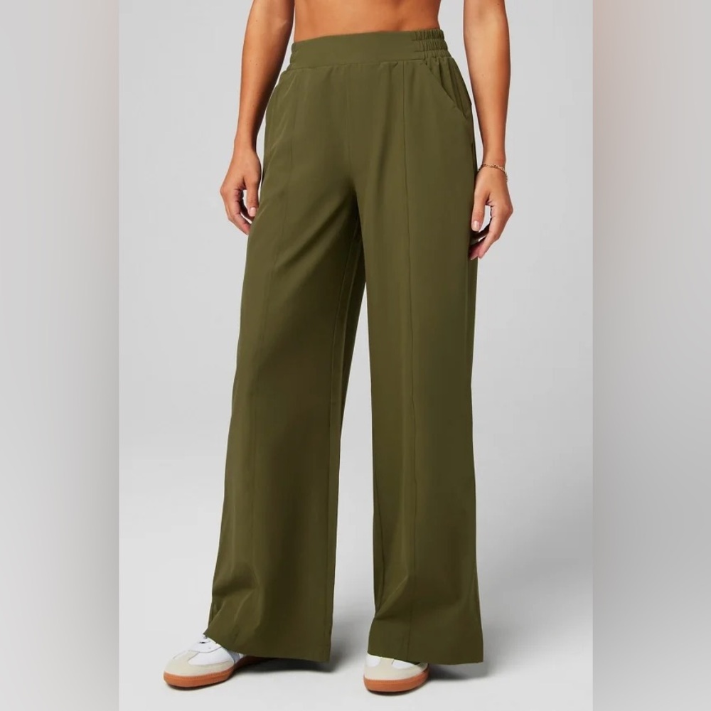 Fabletics Downtown Wide Leg Pant in Utility Green- XL tall